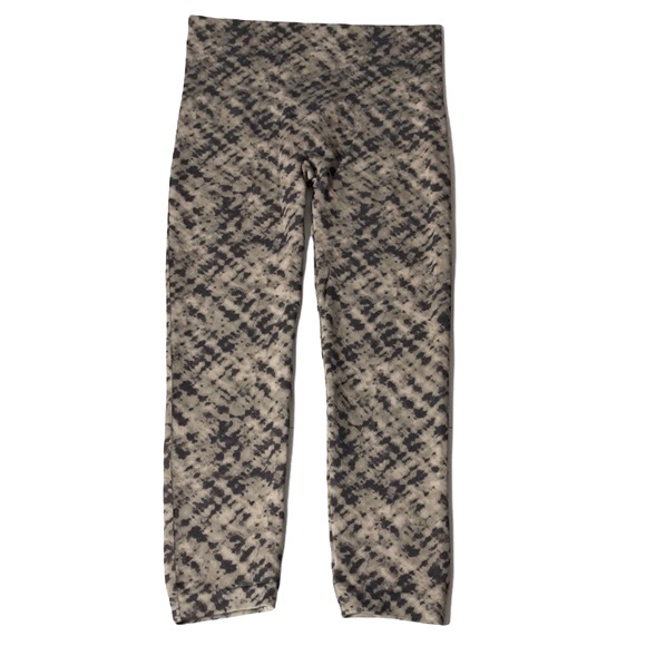 Spanx Cropped Look At Me Now Seamless Leggings - Picture 5 of 8